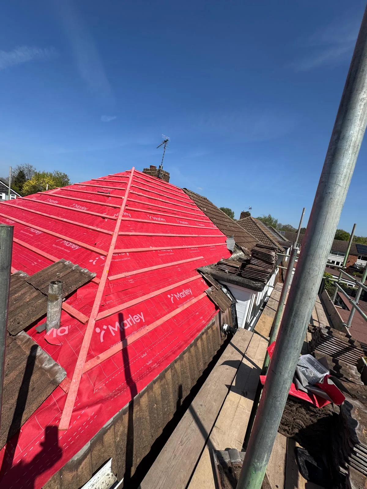 Roofing contractor UK